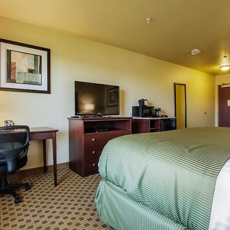 Cobblestone Inn & Suites - Corry Eksteriør bilde