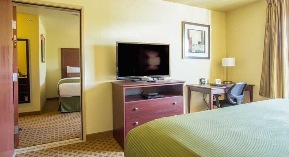 Cobblestone Inn & Suites - Corry Eksteriør bilde